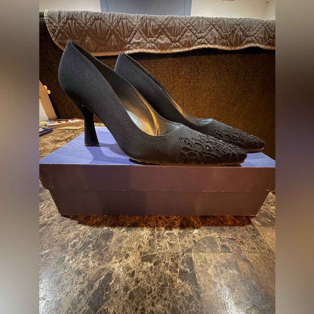 Stuart Weitzman. Canvas Crystal Embellishments Pumps. Black Satin. Size 7.